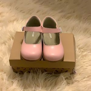 Chloe Classic scalloped Mary Jane by L’amour